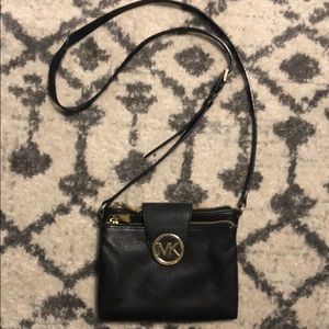michael kors crossbody purse